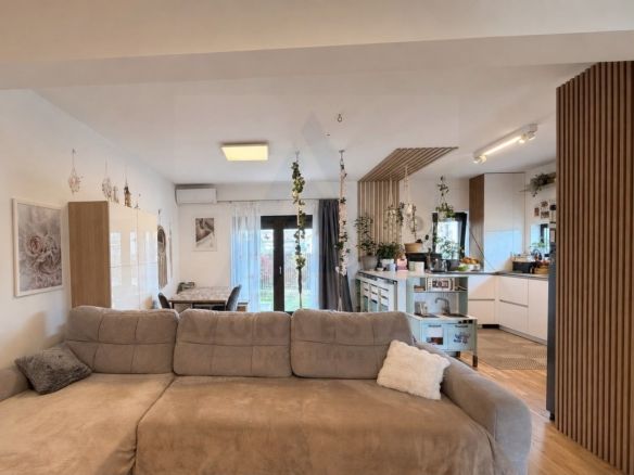 Casa individuala 117 mp utili 245 mp teren 3 dormitoare 2 bai Cristian - foto 3