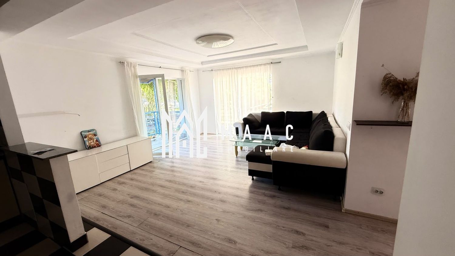 APARTAMENT 3 CAMERE CU GRADINA PROPRIE IN CISNADIE | 78mp /parcare - foto 2