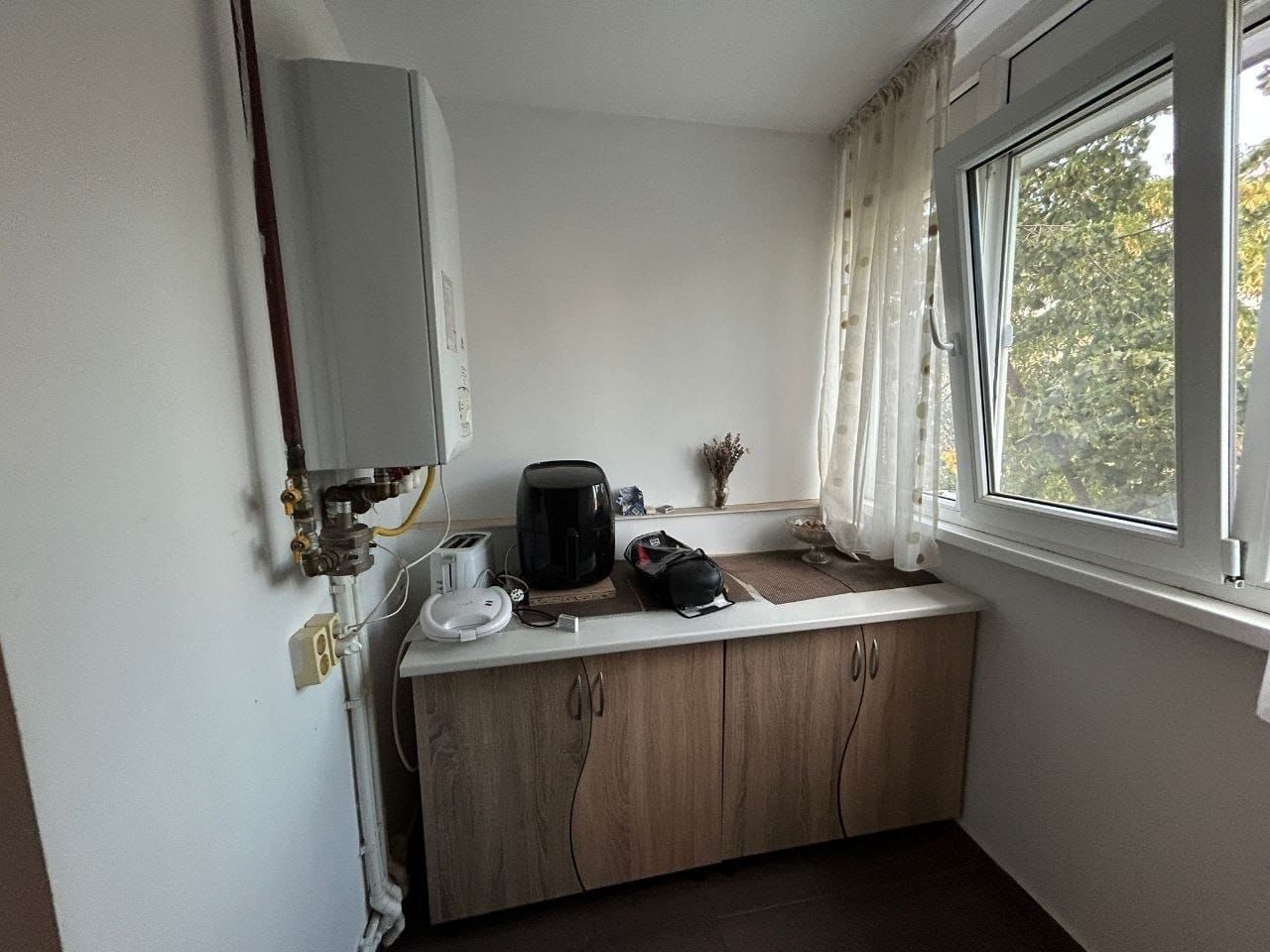 De inchiriat apartament cu 2 camere, General, etaj 1, 400 euro - foto 5