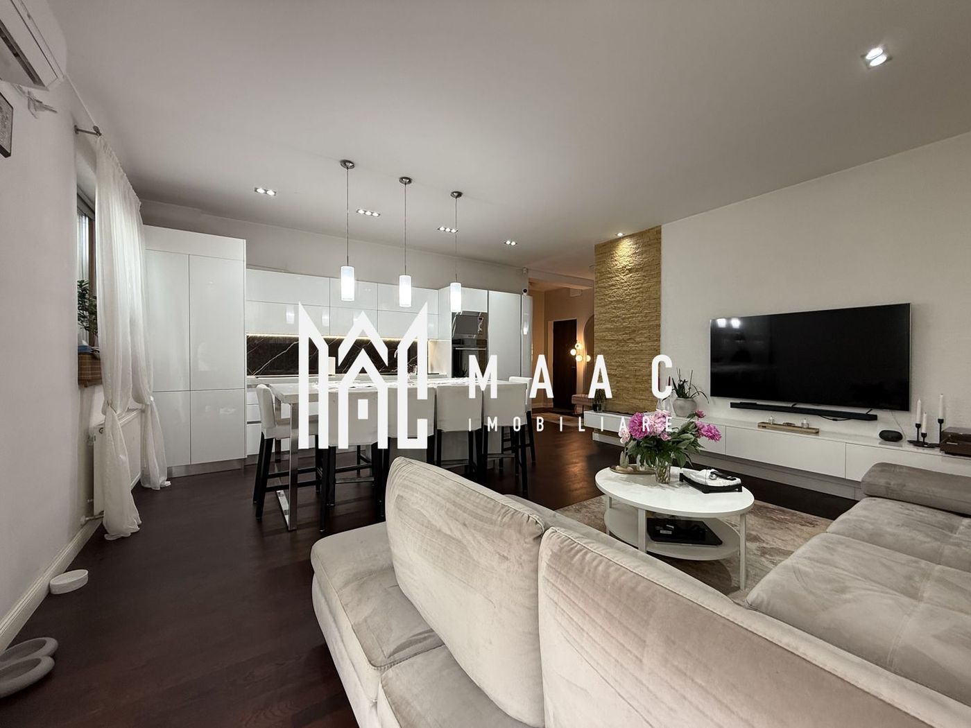 Apartament 3 camere | Gradina 159 MP | 2 Parcari | Selimbar - Imagine principala