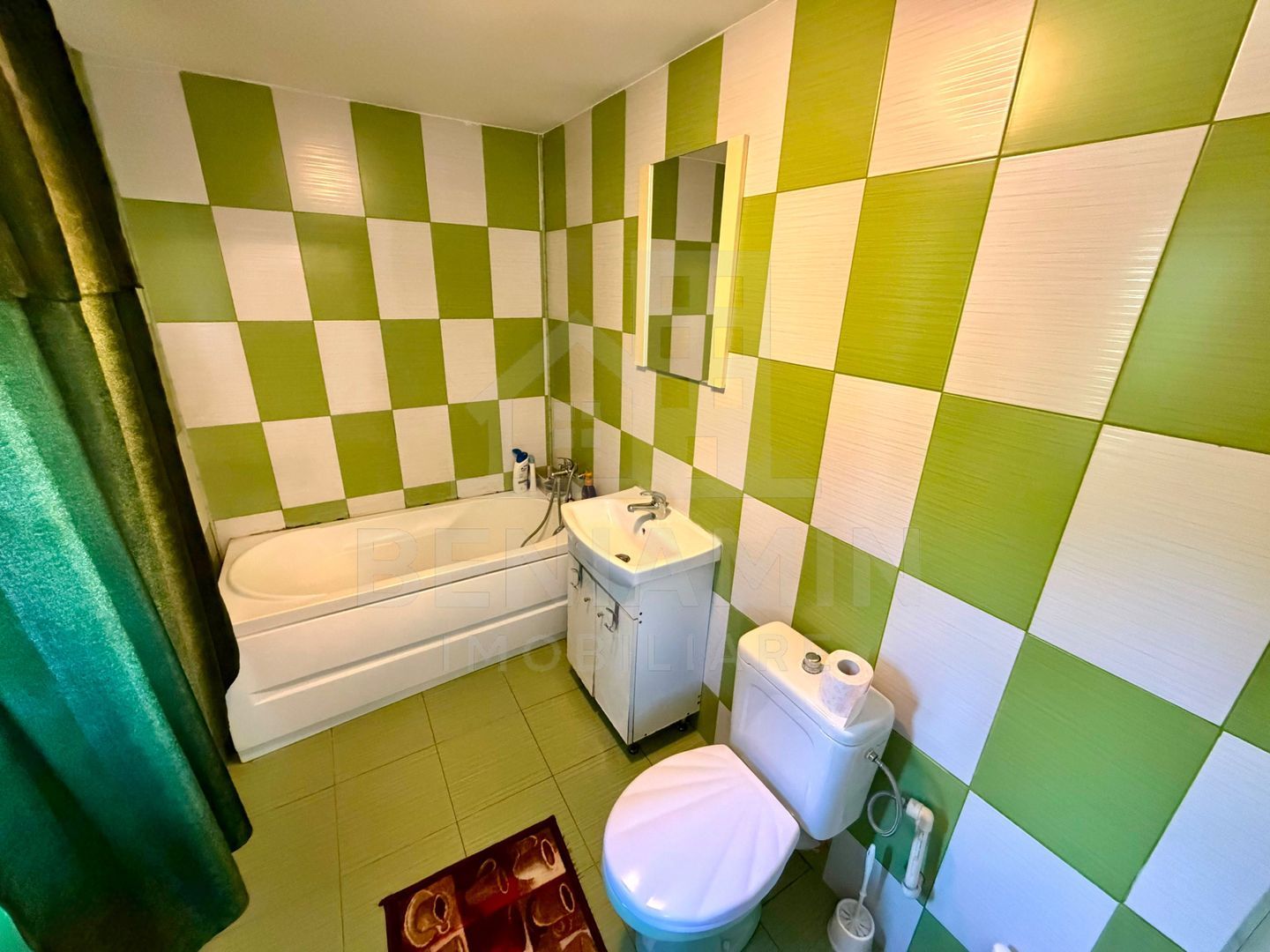 Romanesti pe Bulevard-Casa cu teren 546mp-Pozitie excelenta-Libera - foto 7