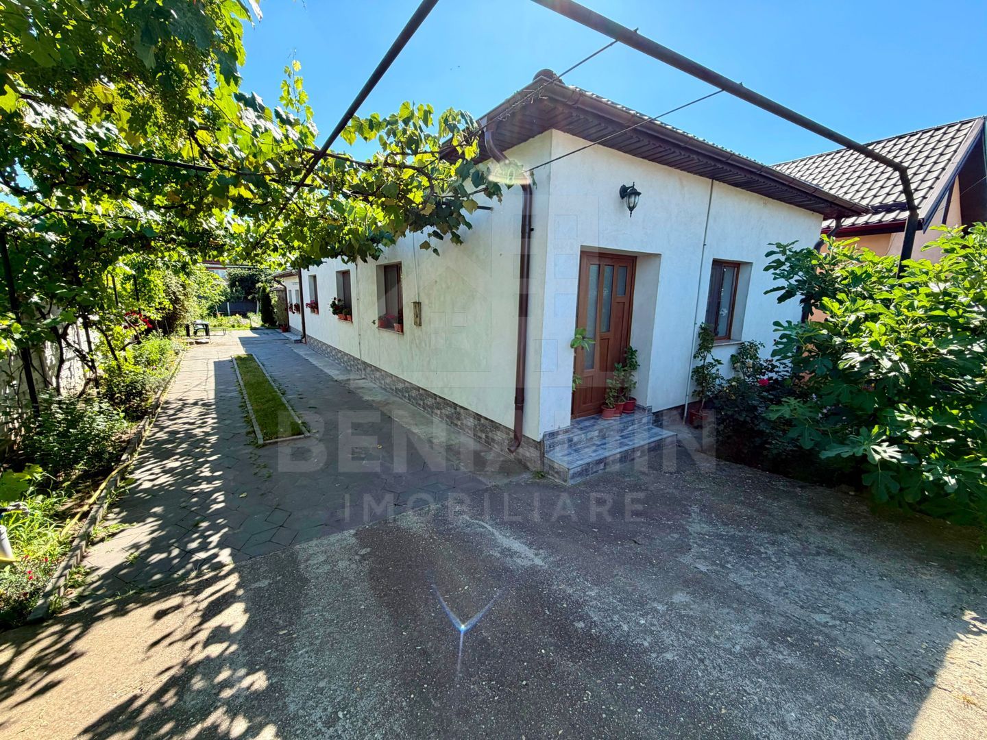 Romanesti pe Bulevard-Casa cu teren 546mp-Pozitie excelenta-Libera - foto 8