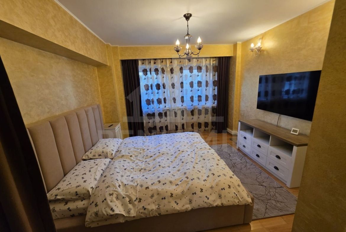 4 camere - etaj 1 - 94mp -mobilat-utilat- centrala - parcare - Teatru - foto 4