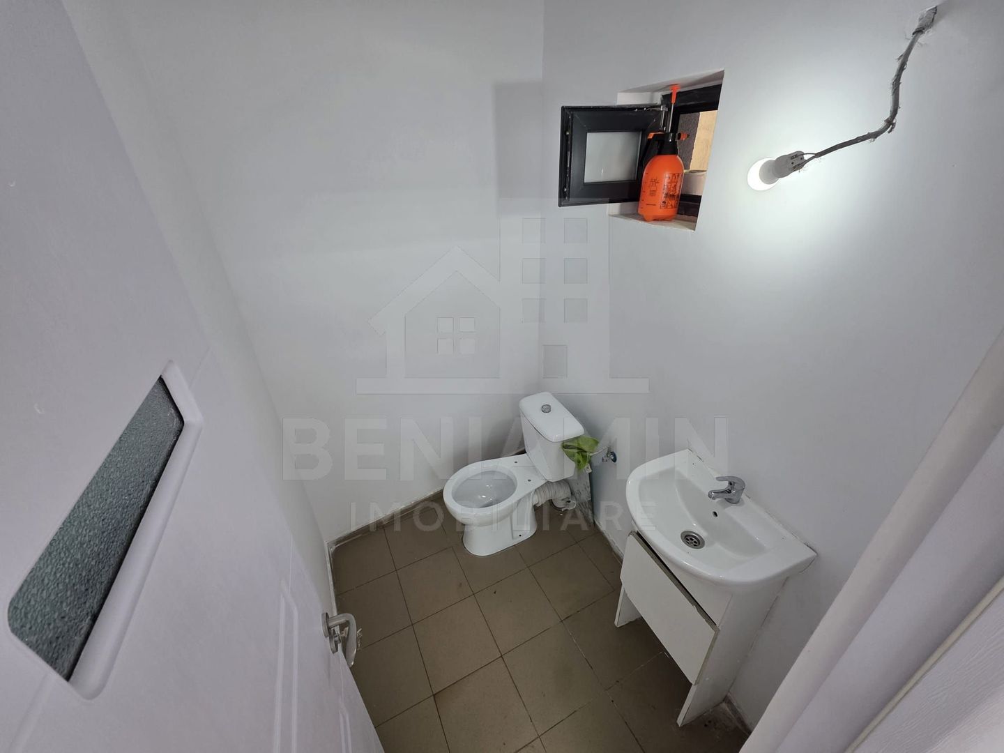 Spatiu comercial-40mp-zona SIF-2 camere-grup sanitar-Disponibil imedi - foto 3