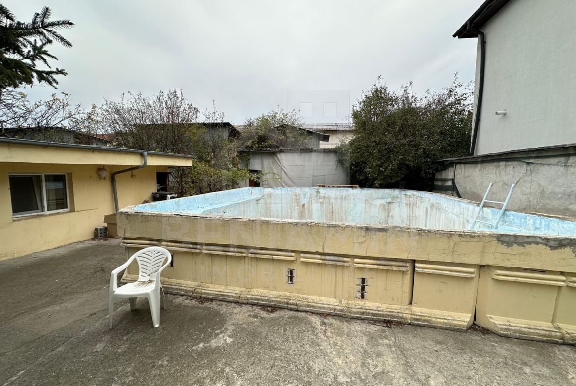 Casa P+M Ciuperca 615mp teren piscina deschidere 20ml disponibila - foto 2