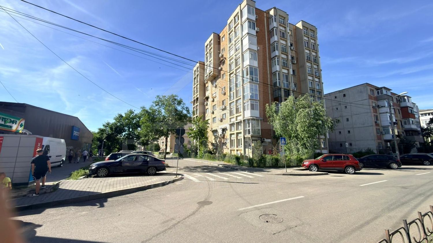 Apartament-Spatiu comercial parter 2 camere -intrare din strada 60mp - foto 2