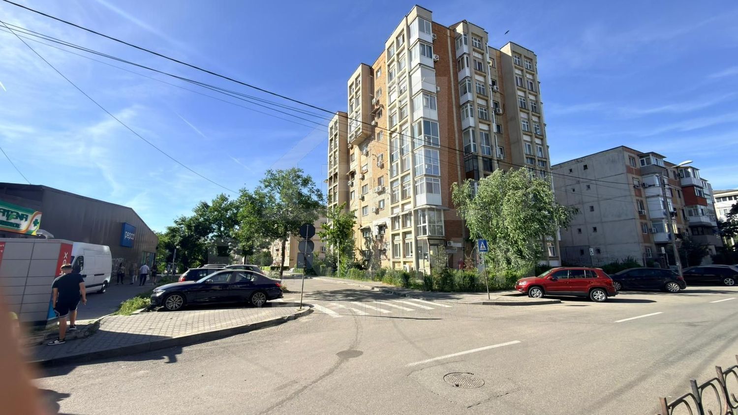 Apartament-Spatiu comercial parter 2 camere -intrare din strada 60mp - foto 3