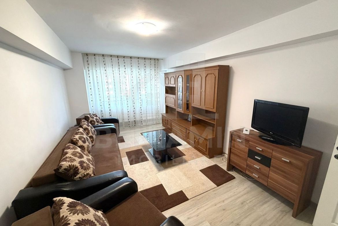 Apartament cu 2 camere decomandat Calea Bucuresti - Patria - Imagine principala