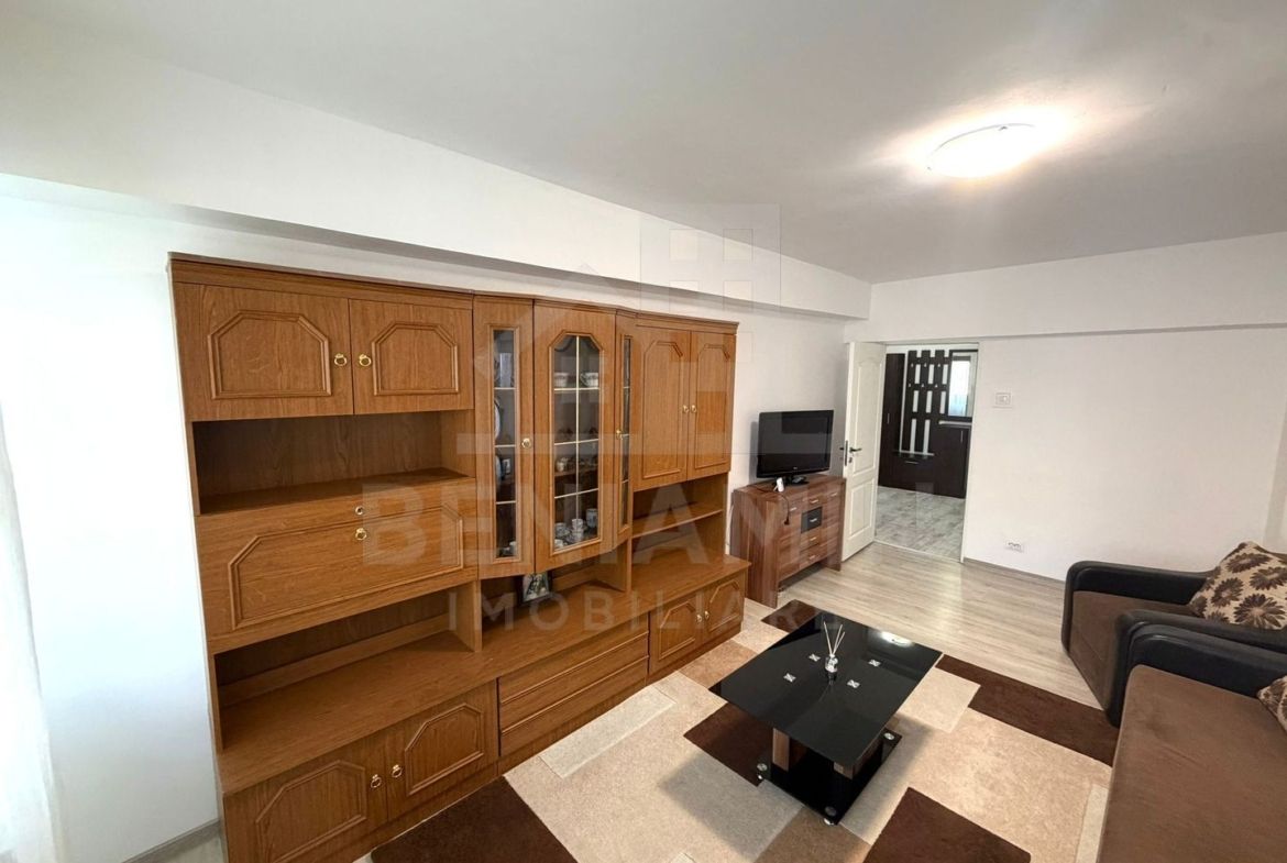 Apartament cu 2 camere decomandat Calea Bucuresti - Patria - foto 2