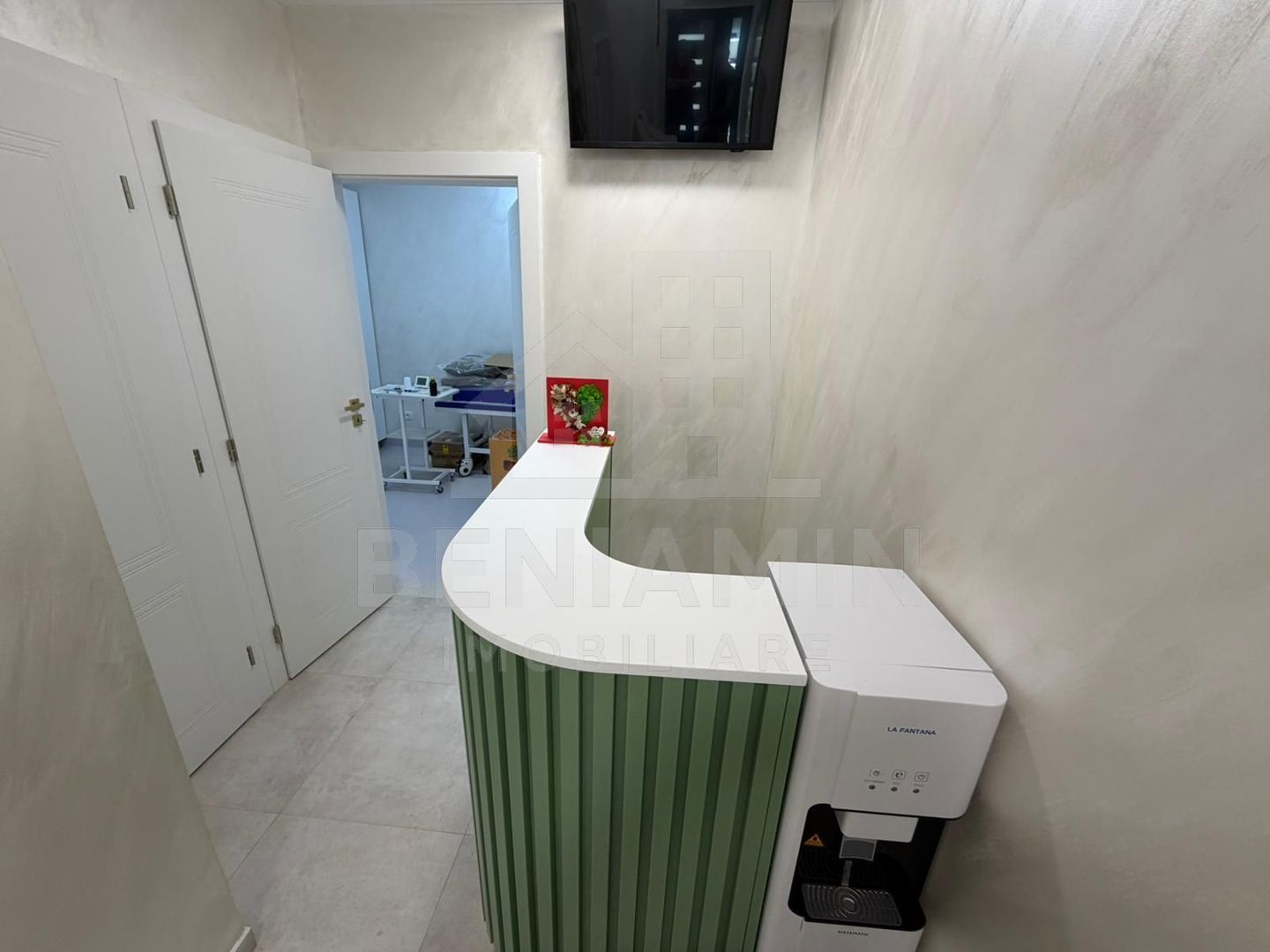 Spatiu modern cabinete medicale parter 50mp Toporasi Promenada - foto 4