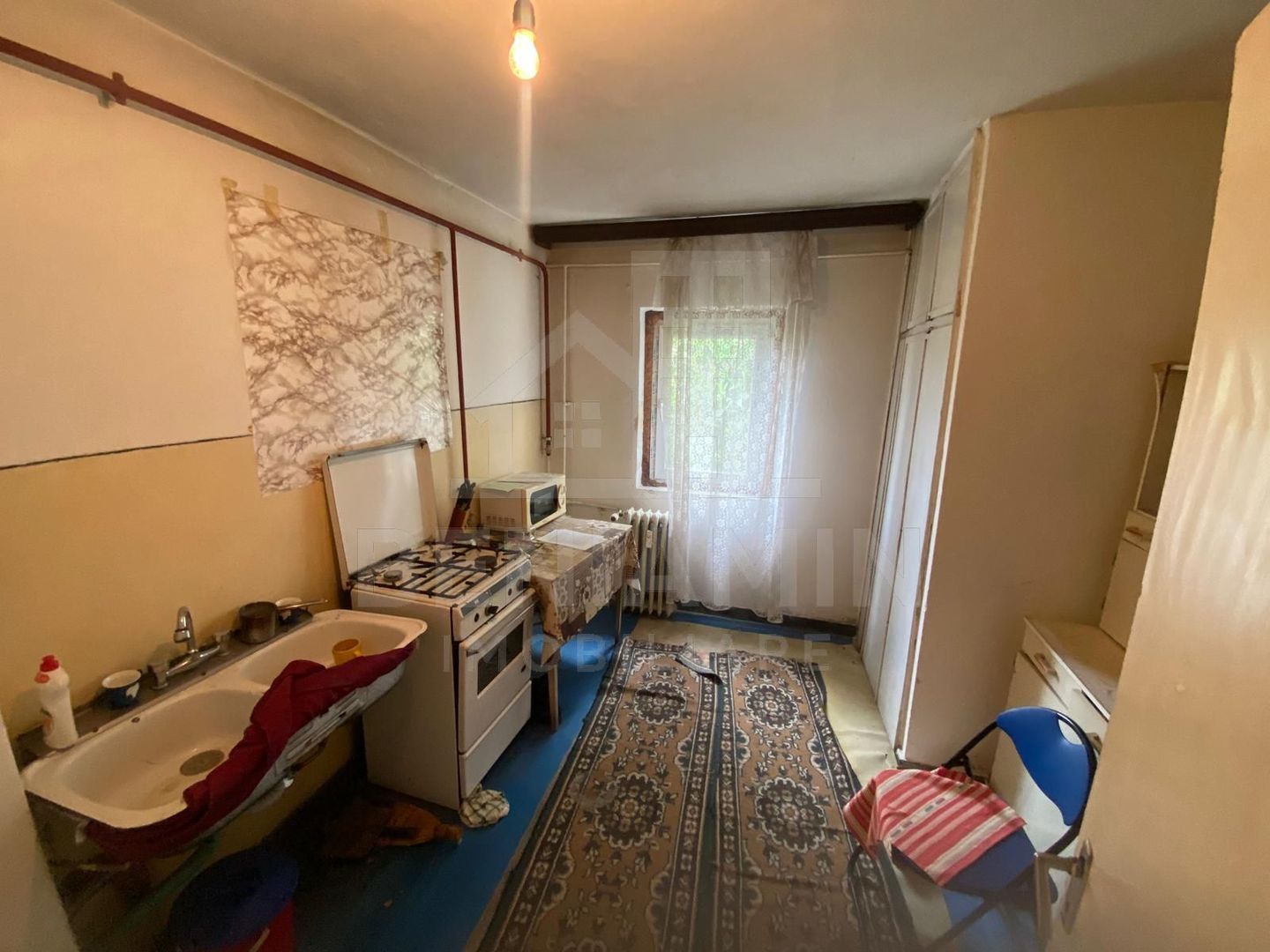 Apartament 2 camere semidecomandat spatios 56mp Rovine MOL - foto 3