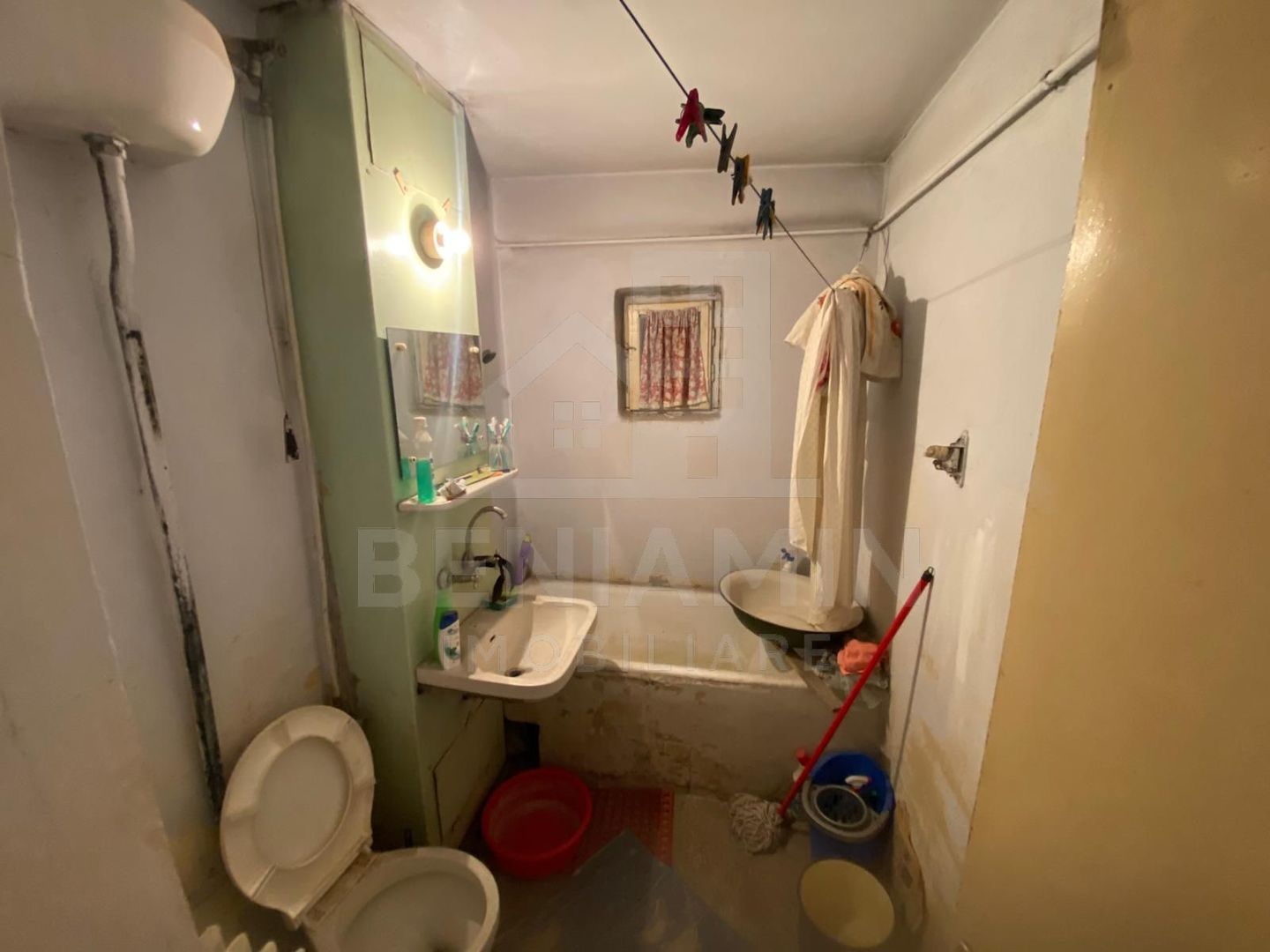 Apartament 2 camere semidecomandat spatios 56mp Rovine MOL - foto 5