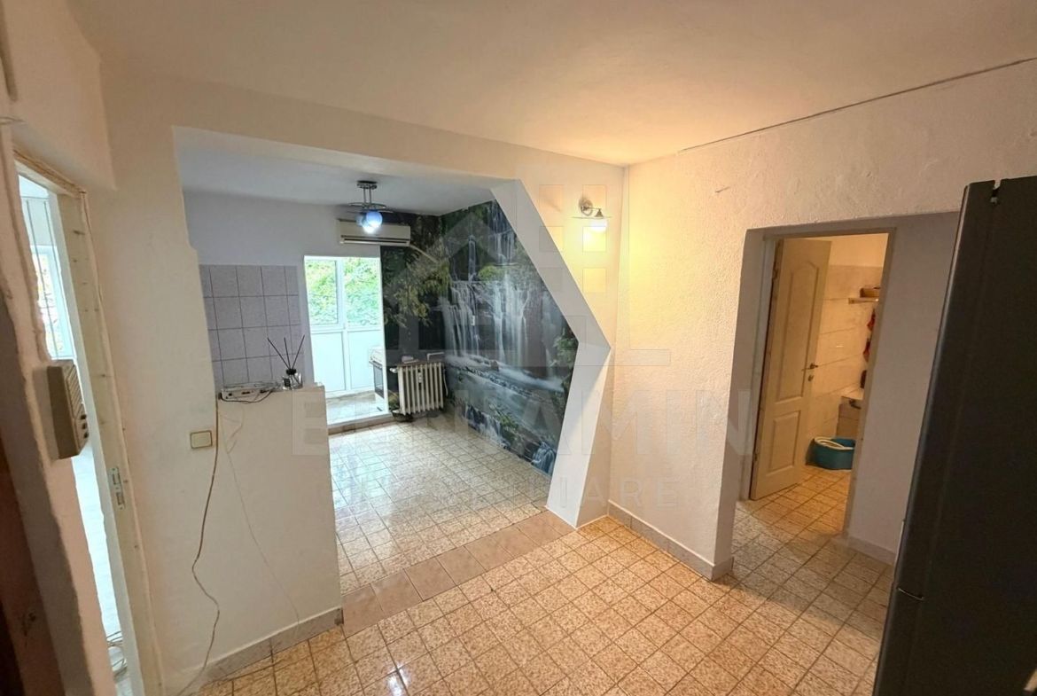 2 camere decomandat - etaj 2 - 52mp - teava de gaze - Sarari - foto 3