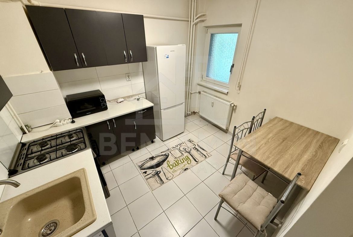 2 camere decomandat - parter - mobilat - utilat - centru - Ramada - foto 4