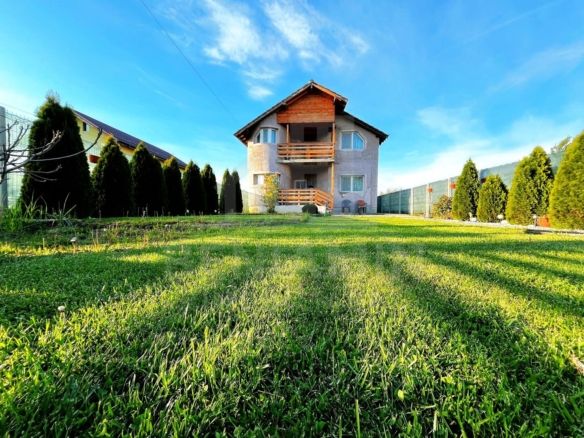 Casa P+1-Toate Utilitatile-3 Dormitoare-2 Bai-680mp Teren-Mobilata - Imagine principala