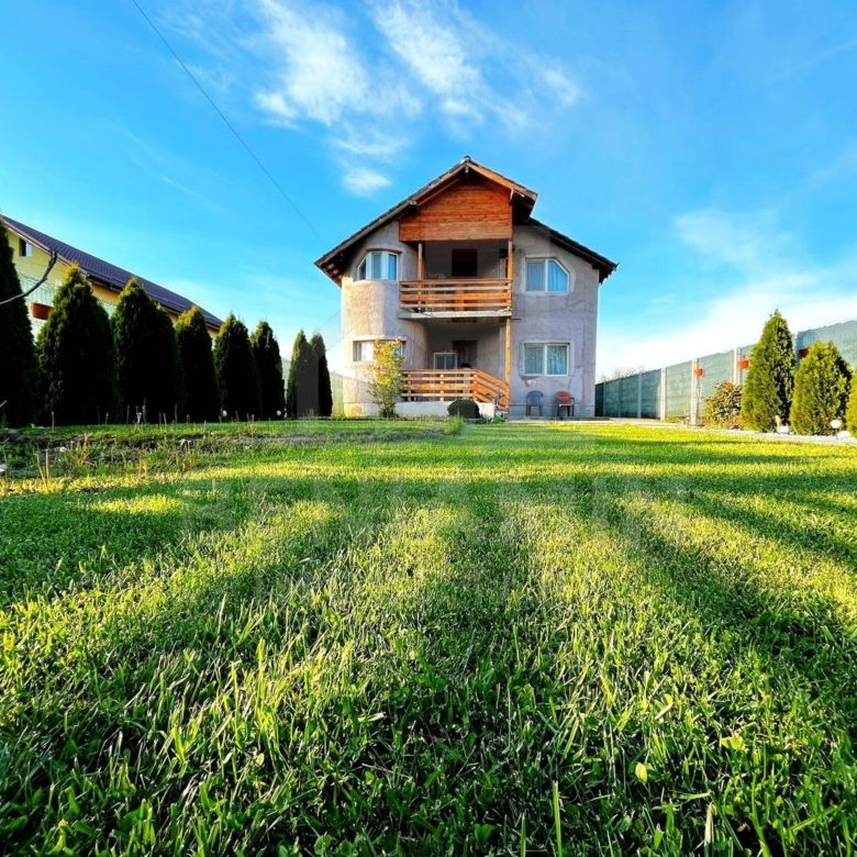 Casa P+1-Toate Utilitatile-3 Dormitoare-2 Bai-680mp Teren-Mobilata - Imagine principala
