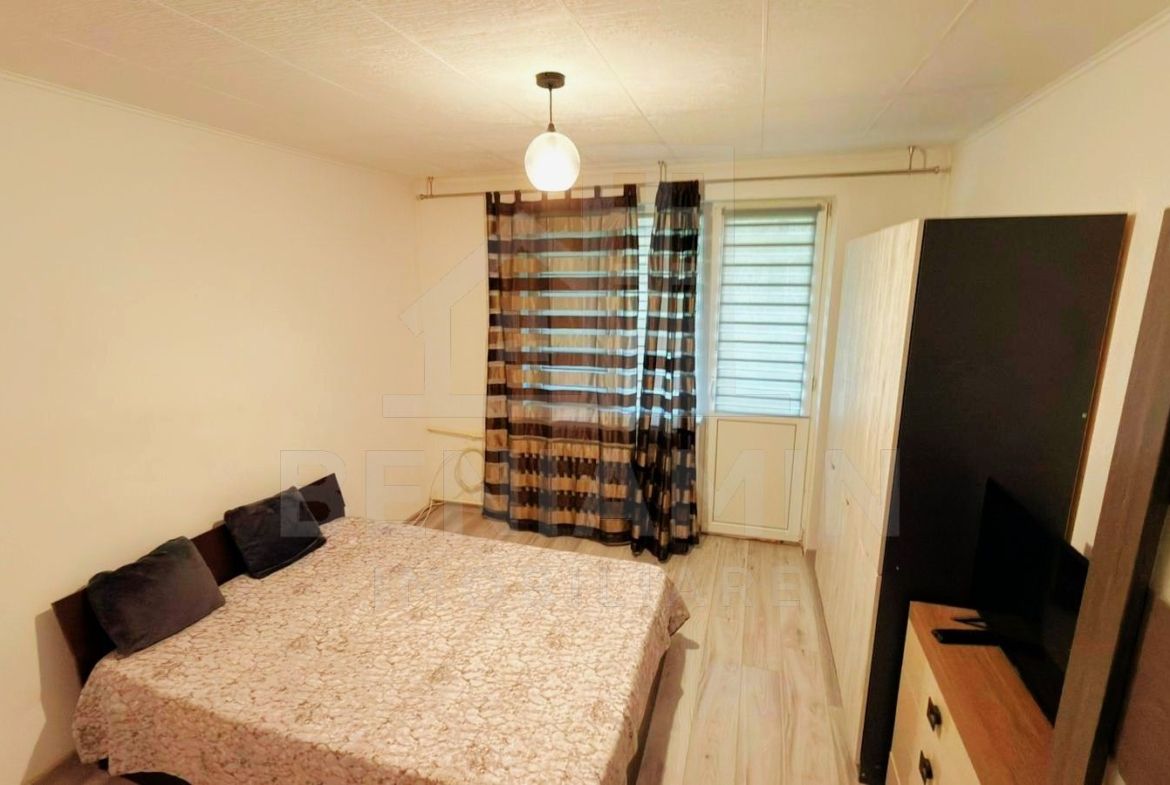 Apartament-2 camere-Calea-Bucuresti-(Zona Kasho)-Vedere panoramic - foto 2