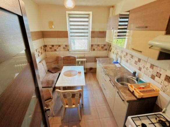 Apartament-2 camere-Calea-Bucuresti-(Zona Kasho)-Vedere panoramic - foto 3
