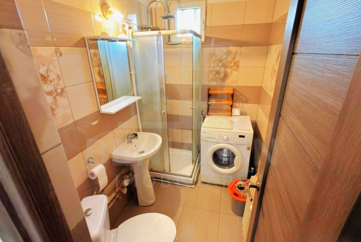Apartament-2 camere-Calea-Bucuresti-(Zona Kasho)-Vedere panoramic - foto 5