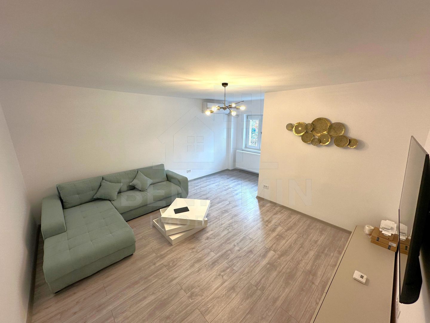 Ultracentral-4 Camere-Lux-Mobilat-Utilat-Etaj 1-CT-Disponibil imediat - Imagine principala