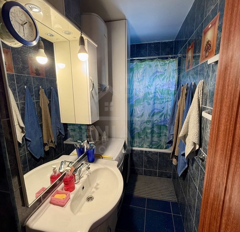 4 camere decomandat 99mp centrala mobilat Craiovita Promenada - foto 8