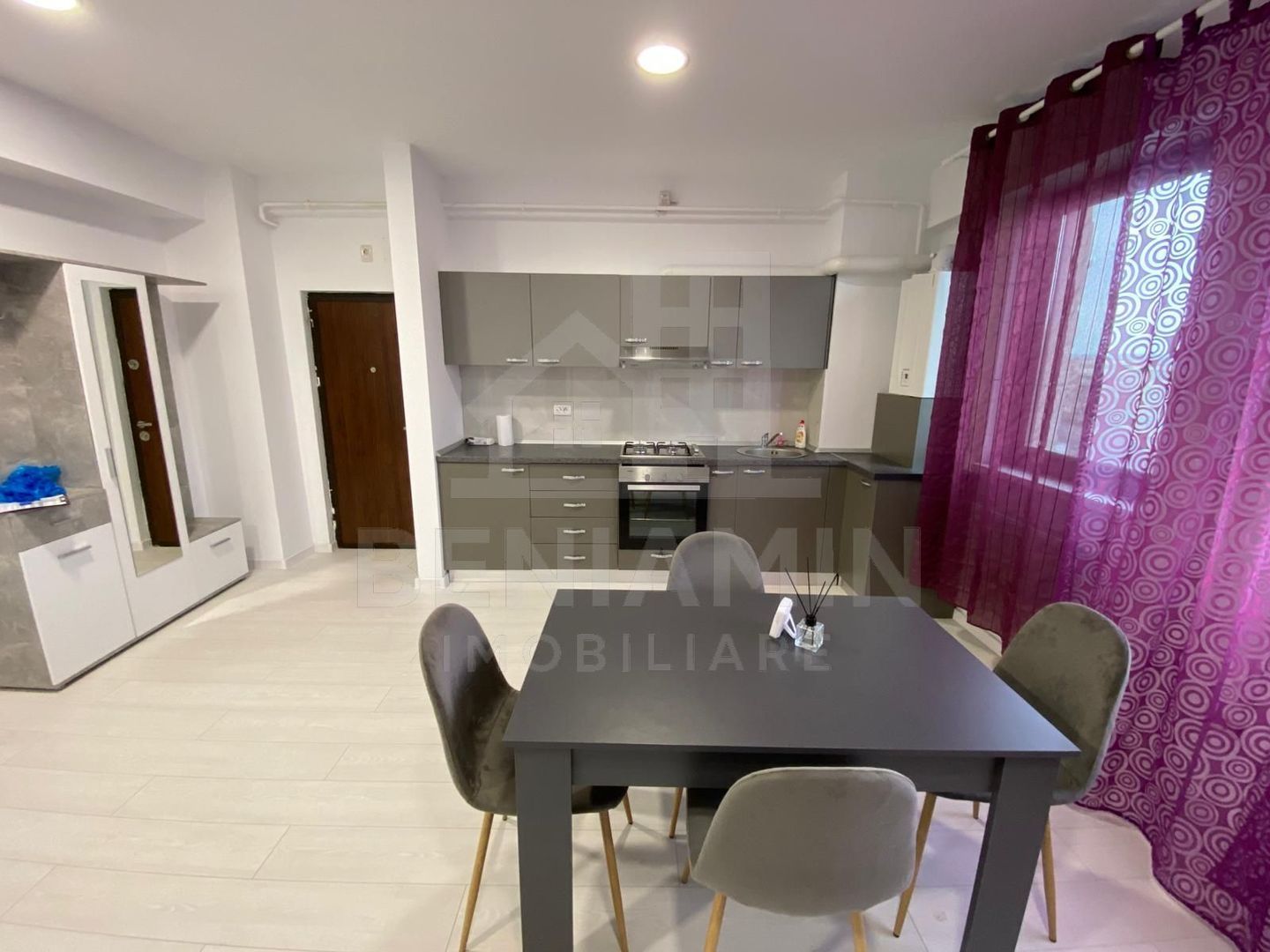 Apartament open space | Prima închiriere | Bloc nou | Zona Consul - foto 4