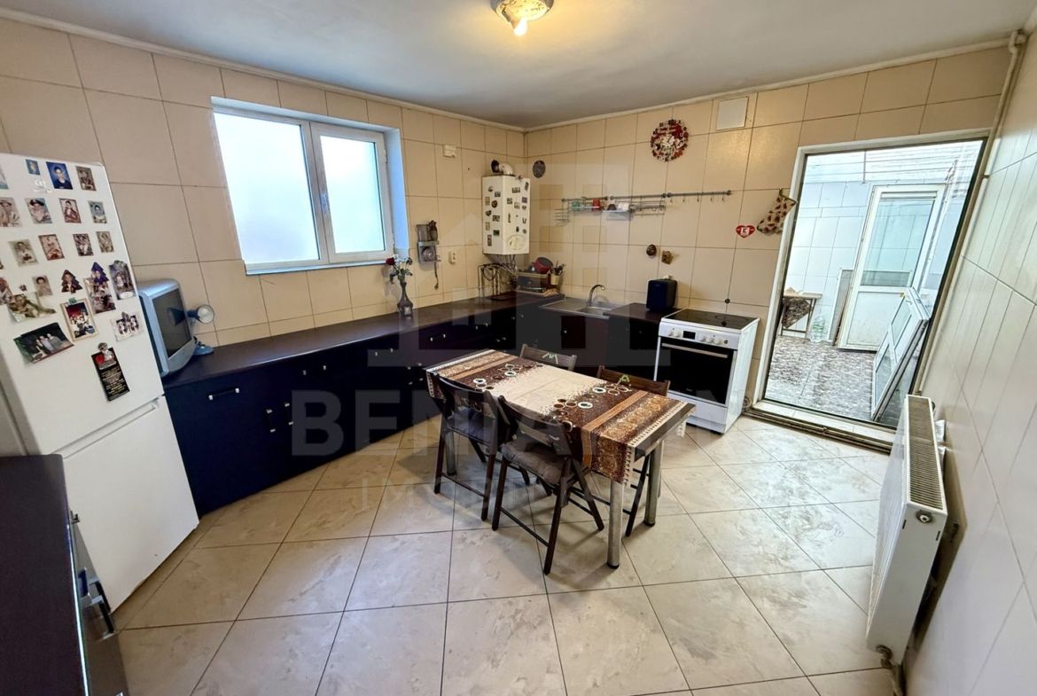 Casa langa Spitalul de Neuro-Acces auto-4 dormitoare-Foisor-Libera - foto 2