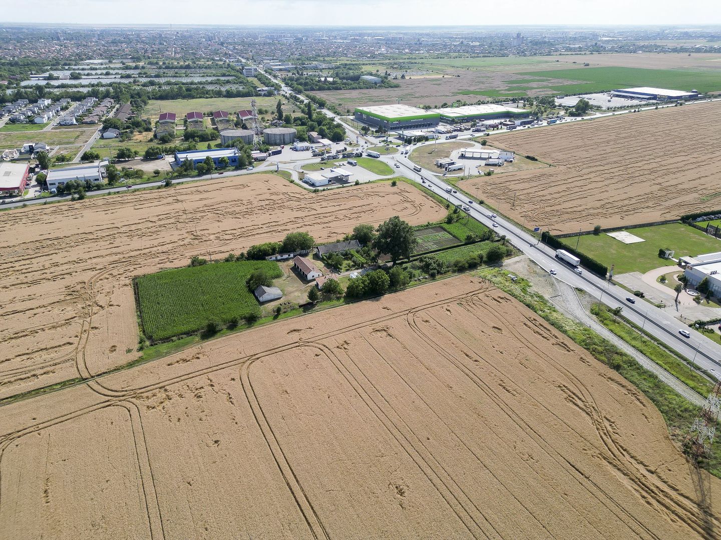 Teren 7653mp cu PUZ aprobat DN Arad Oradea - foto 3