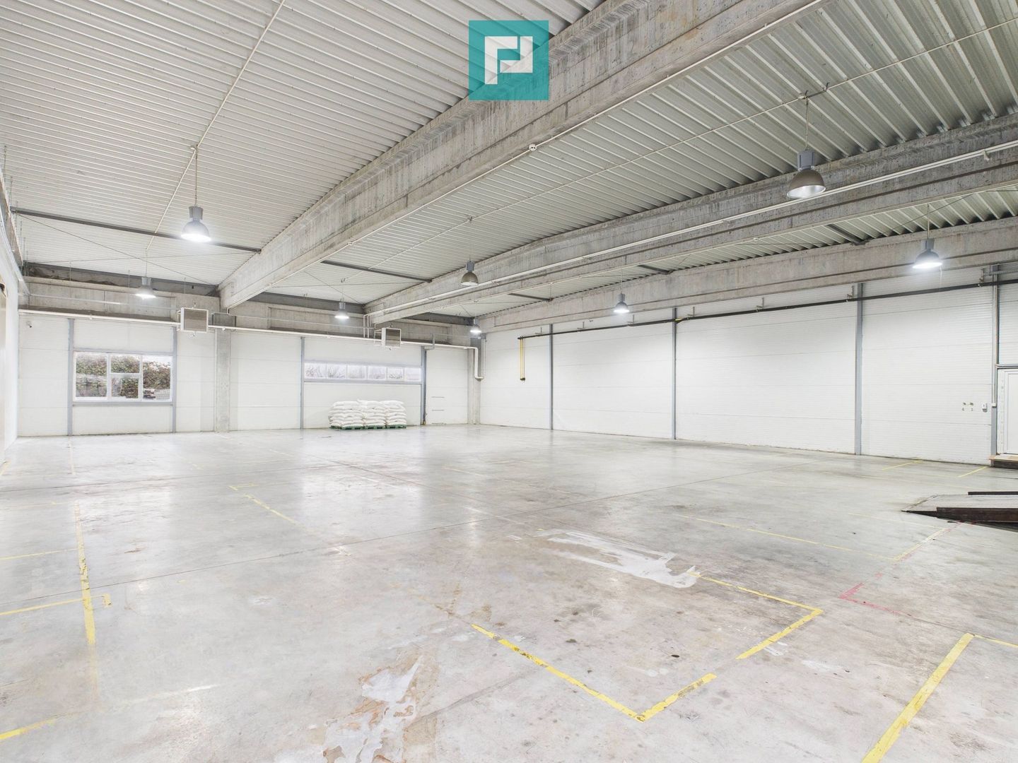 Hală industrială de 4.155 mp Calea Borșului - foto 2
