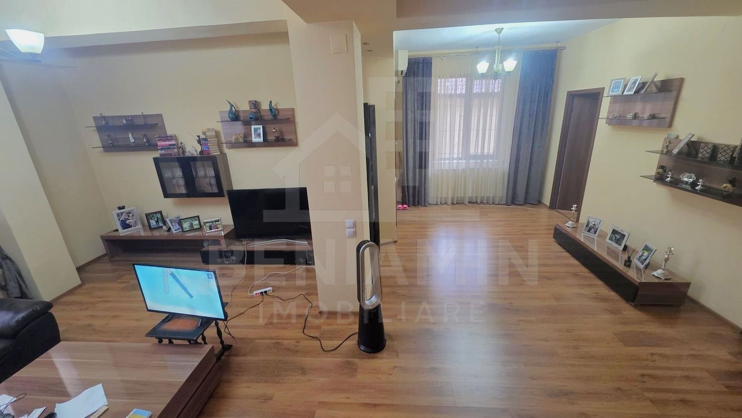 Vila in George Enescu langa Scoala 12 -450mp teren -utilitati - Imagine principala