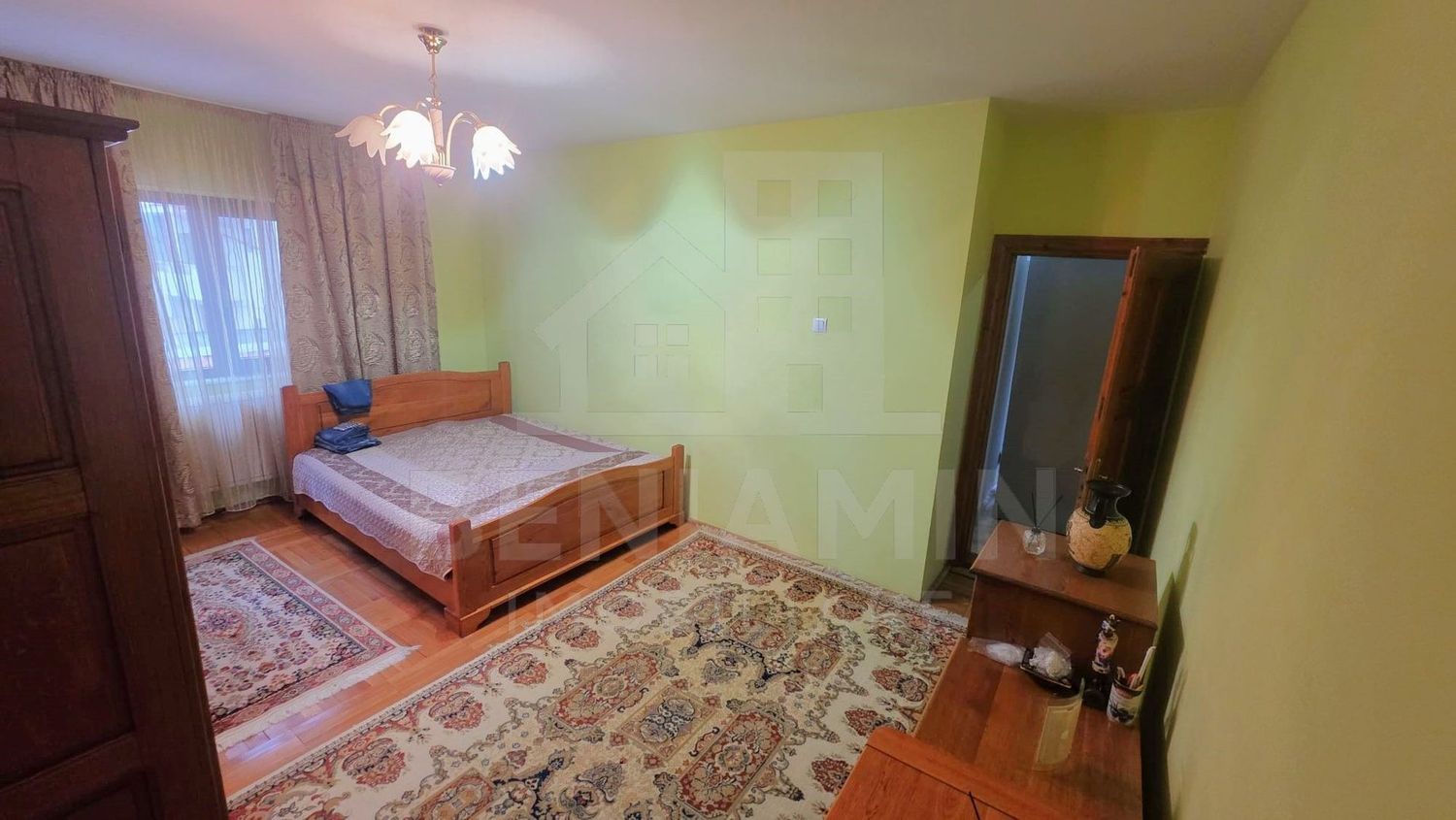 Vila in George Enescu langa Scoala 12 -450mp teren -utilitati - foto 3