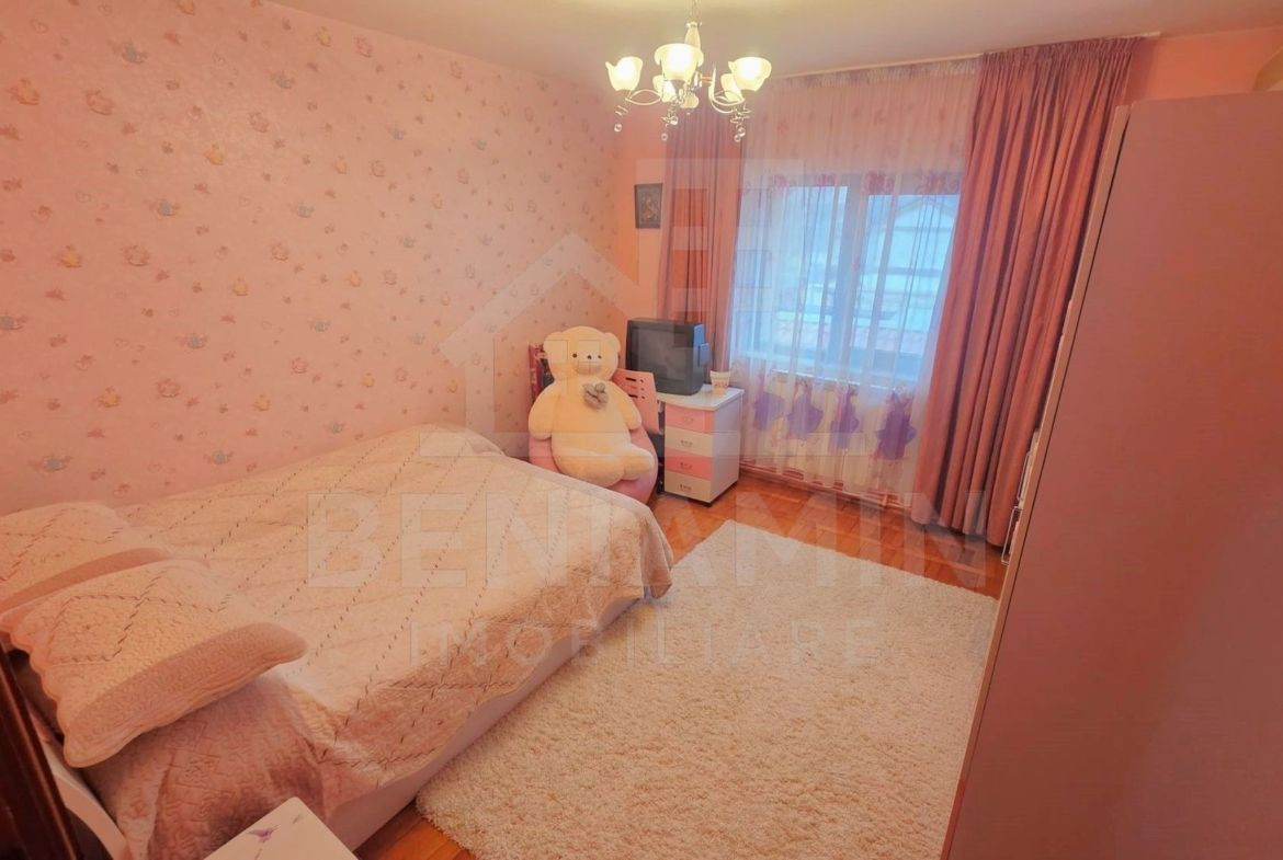Vila in George Enescu langa Scoala 12 -450mp teren -utilitati - foto 5