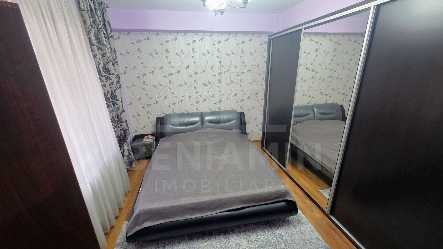 Vila in George Enescu langa Scoala 12 -450mp teren -utilitati - foto 6