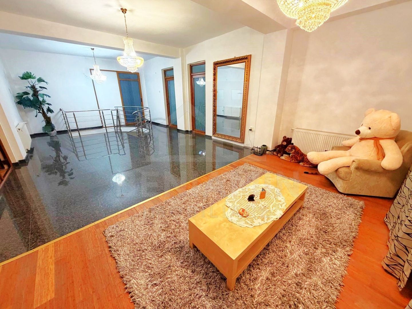 Casa P+2 Zona Billa-Casa Stiintei-Garaj-Spatiu Comercial-De vazut - foto 2 Casa P+2 Zona Billa-Casa Stiintei-Garaj-Spatiu Comercial-De vazut - foto 2