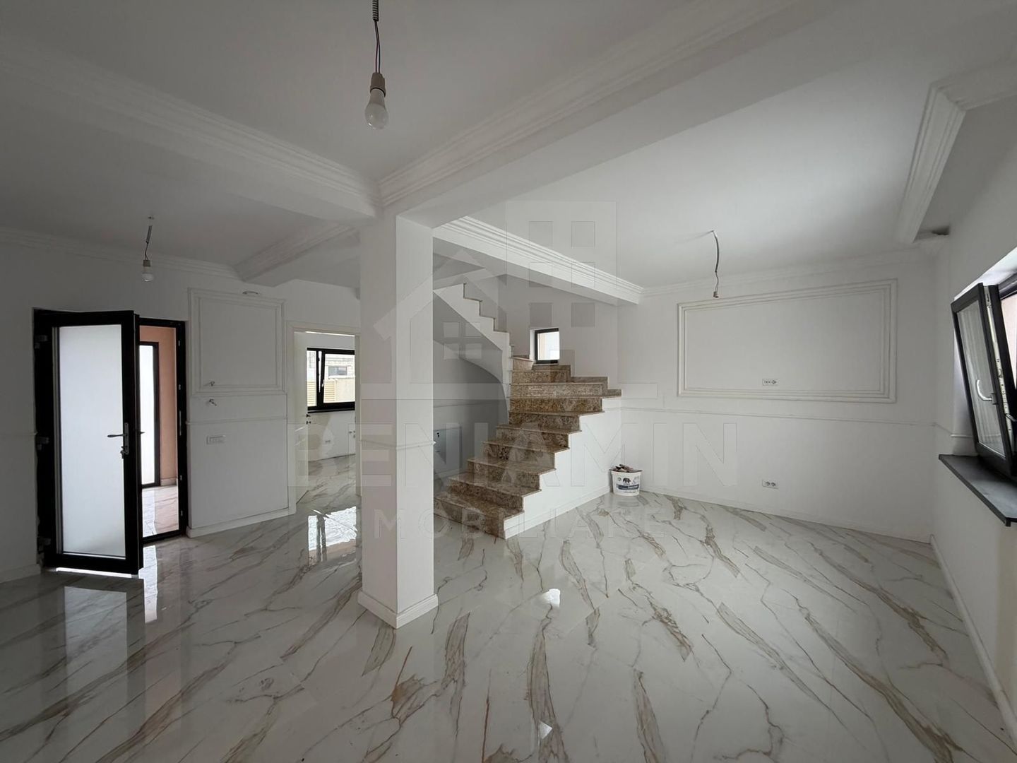 Casa P+1 Living-Bucatarie-3 Dormitoare-Toate utilitatile-Disponibila - Imagine principala