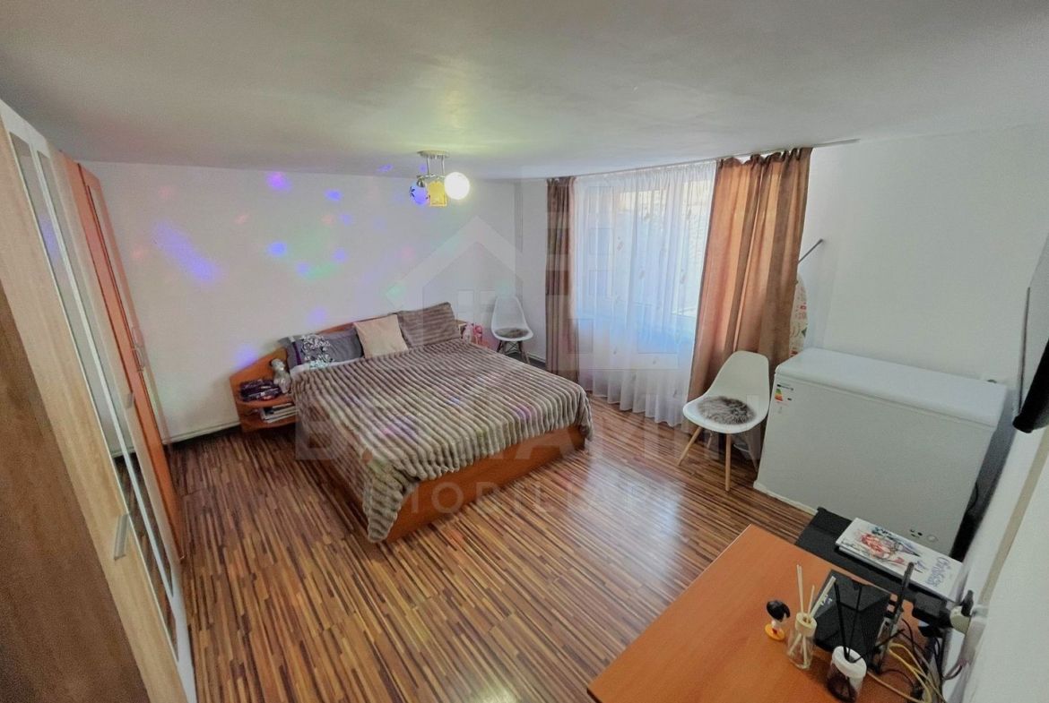 Casa mobilata utilata Brestei Promenada renovata 184mp teren - foto 3