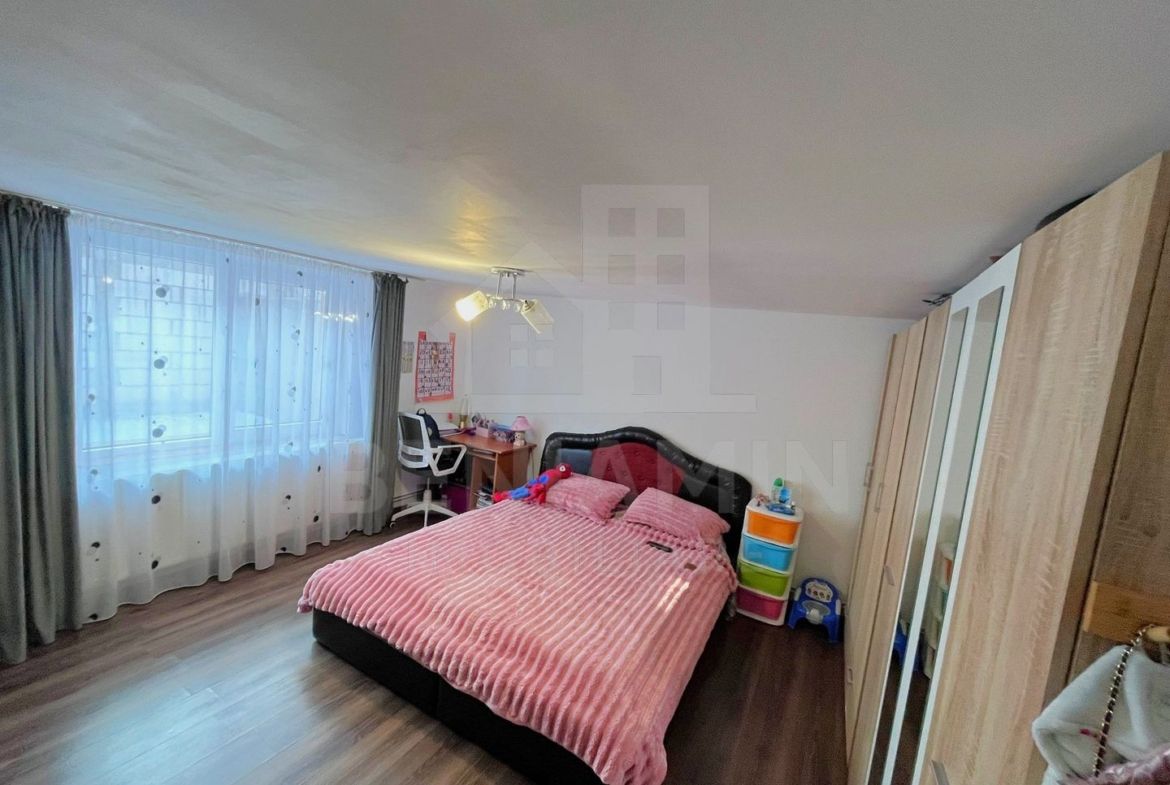 Casa mobilata utilata Brestei Promenada renovata 184mp teren - foto 4