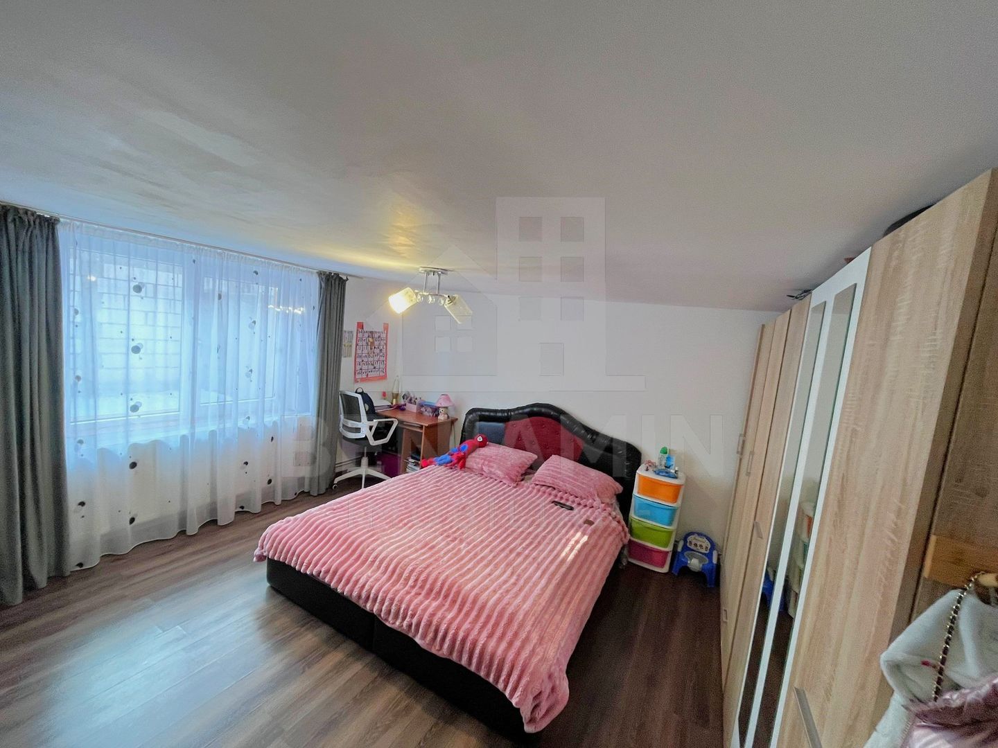 Casa mobilata utilata Brestei Promenada renovata 184mp teren - foto 4
