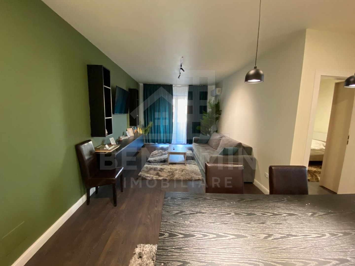 Apartament modern 3 camere-Zona Ciuperca-Loc de parcare-Disponibil - Imagine principala