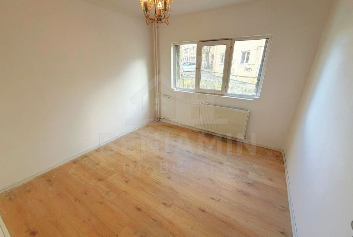 4 Decomandate-Doua bai-Parter-Disponibil Imediat-Zona linistita - foto 5