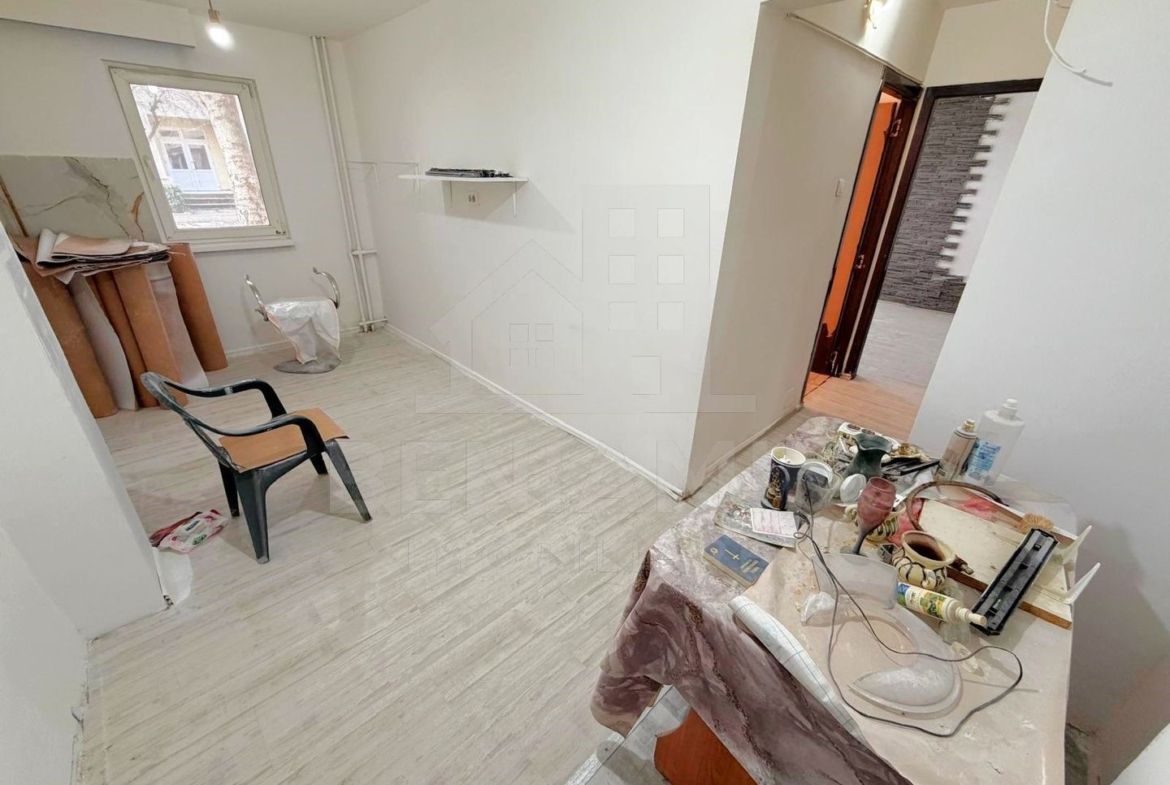4 Decomandate-Doua bai-Parter-Disponibil Imediat-Zona linistita - foto 6