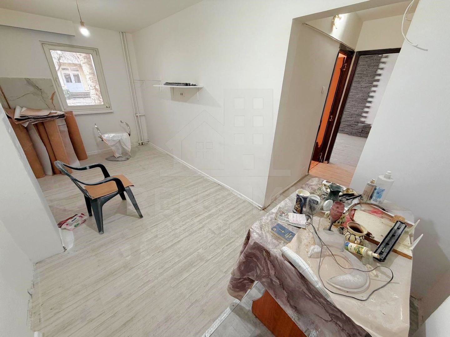 4 Decomandate-Doua bai-Parter-Disponibil Imediat-Zona linistita - foto 6