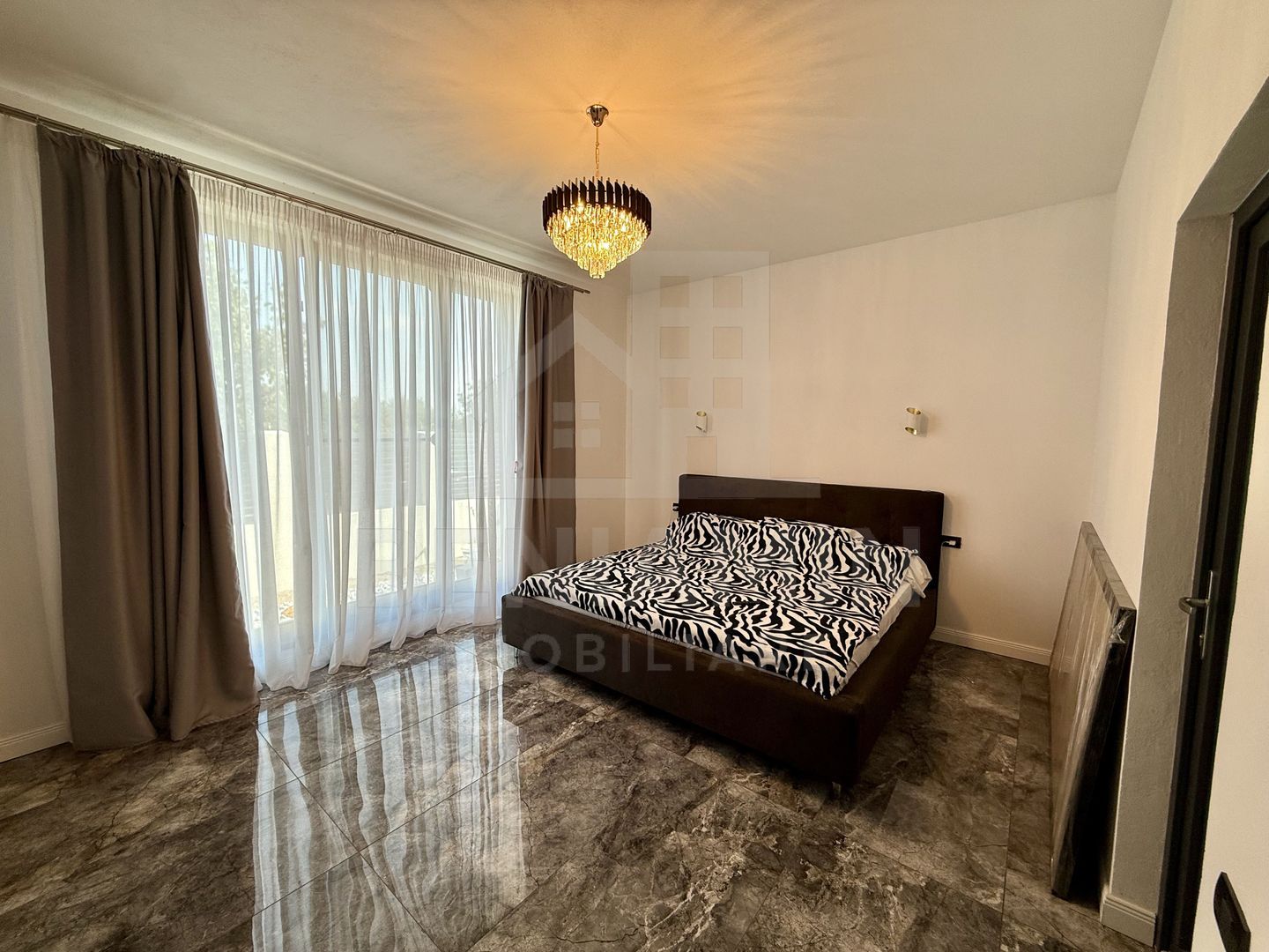 Casa parter lux - materiale premium - 214mp - 635mp teren - Metro - foto 6