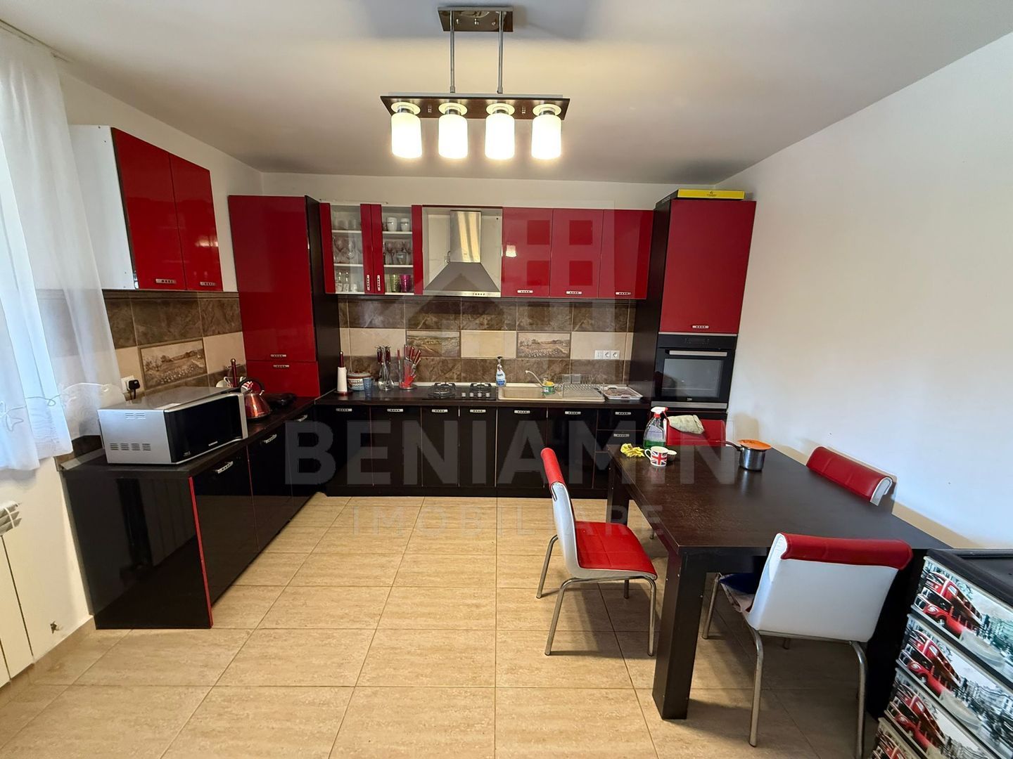 Casa P+1 toate utilitatile, 770mp teren, zona buna, mobilata, utilata - foto 3