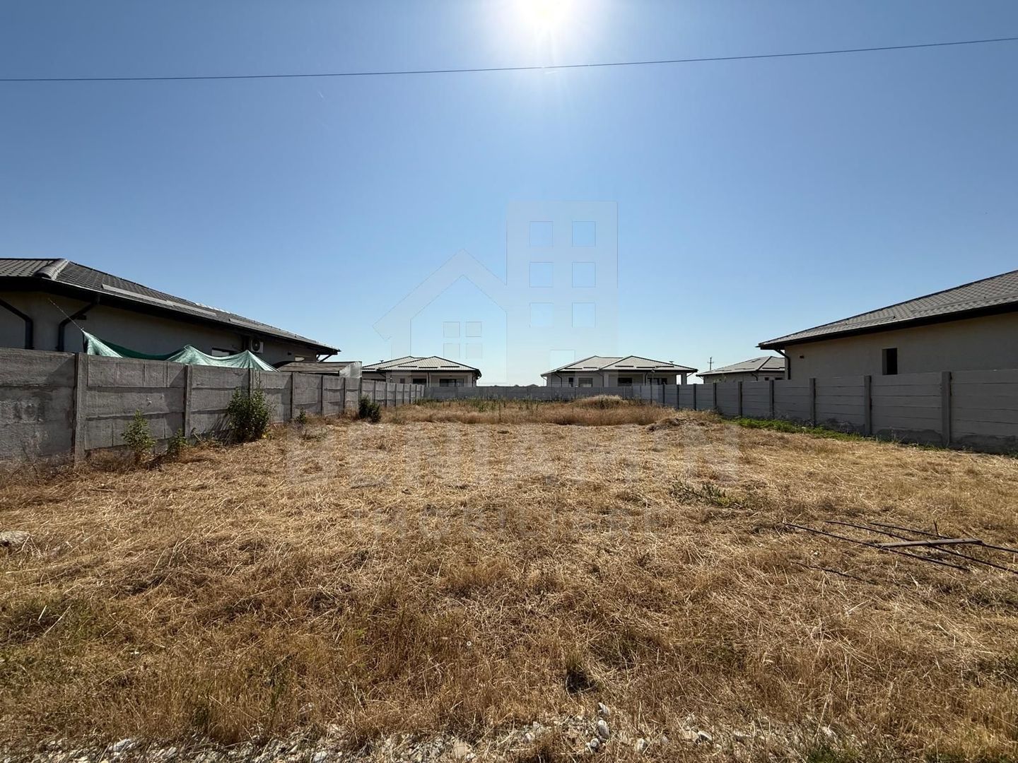 490mp-Zona Aeroport-Metro-Intravilan-Imprejmuit-Vecini-Gaz-Curent - foto 3