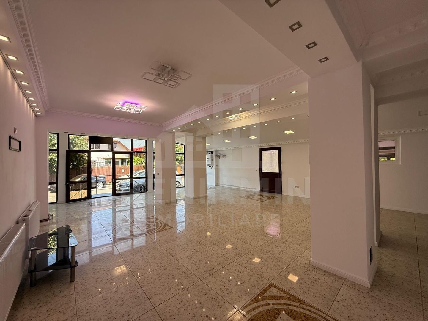Spatiu comercial parter situat in Brestei zona de case zona buna - foto 2
