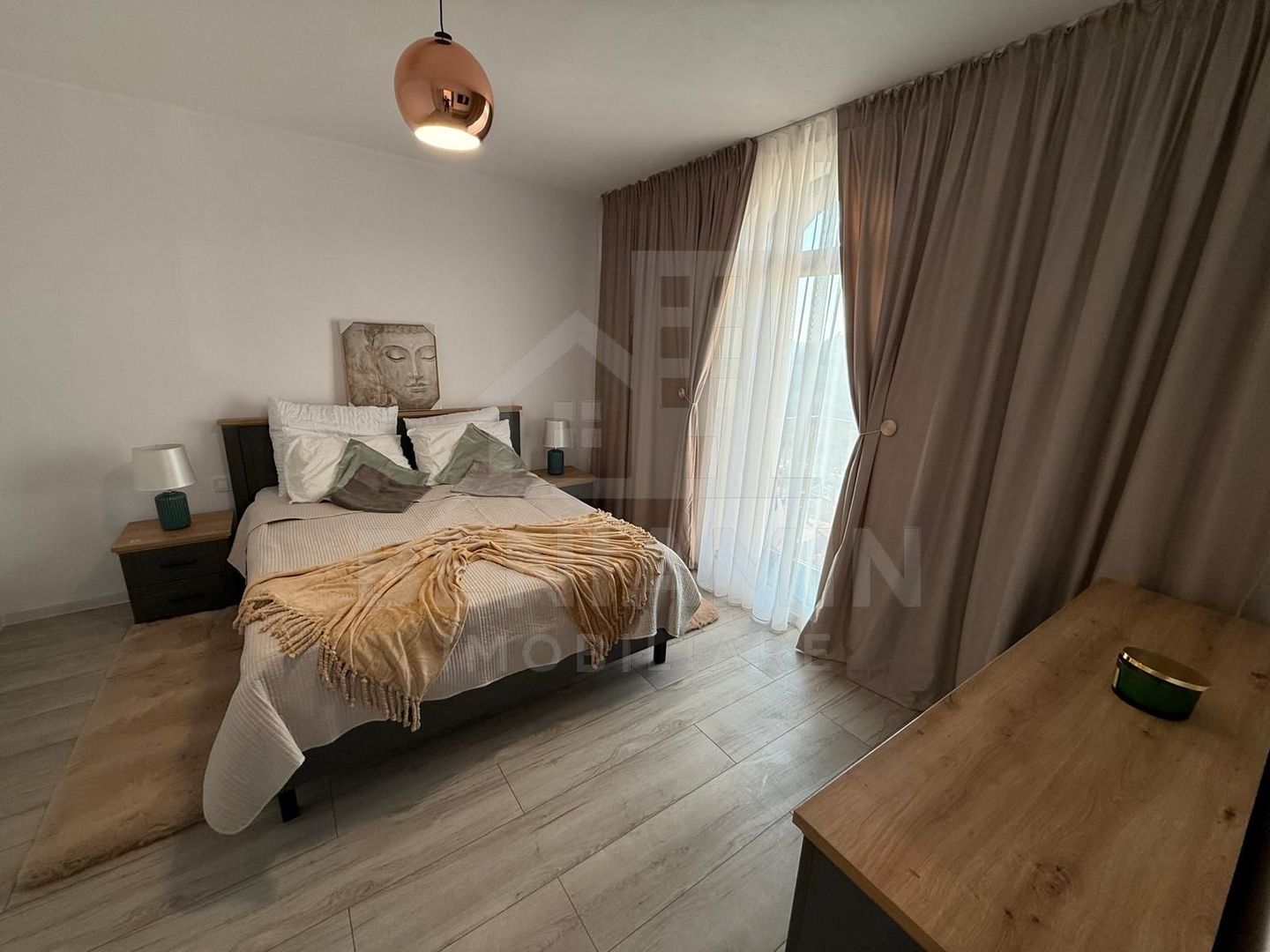 Casa Moderna-Lux-La cheie-Mobilata-Utilata-Model deosebit-Libera - foto 3