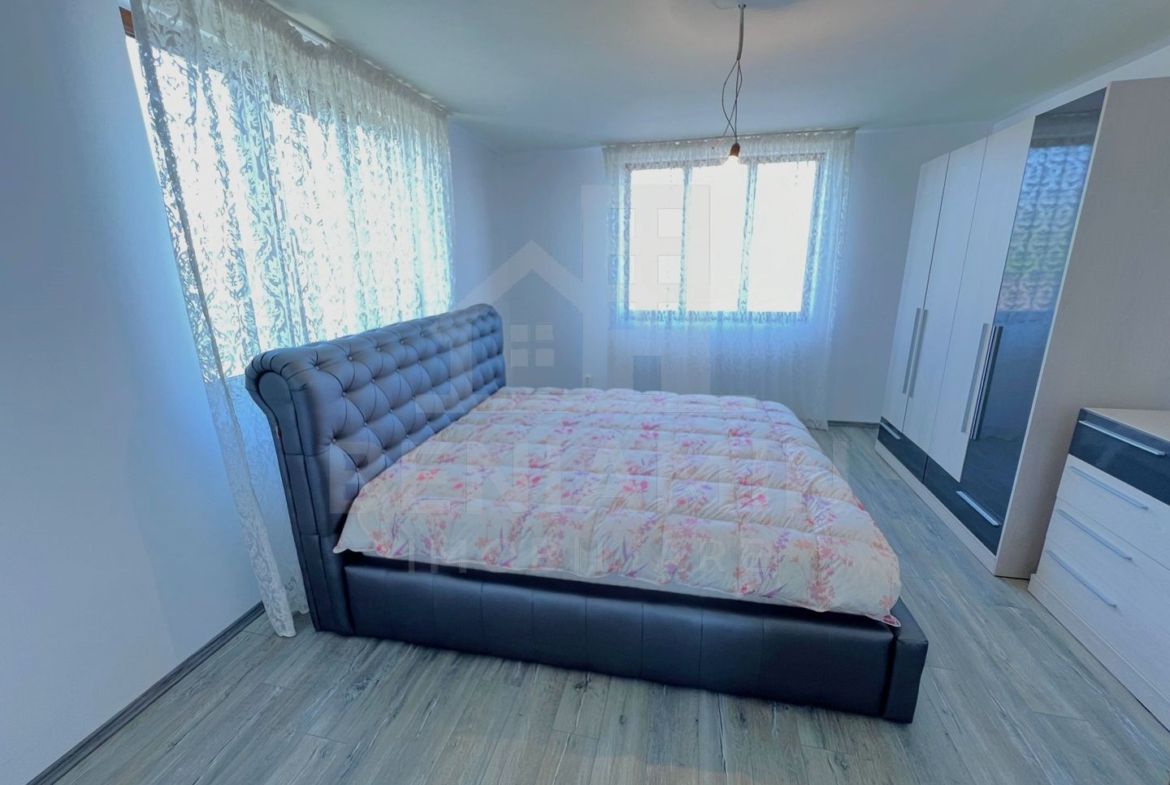 Casa 5 Dormitoare 2 bucatarii 3 bai Living-Toate utilitatile-Popoveni - foto 3