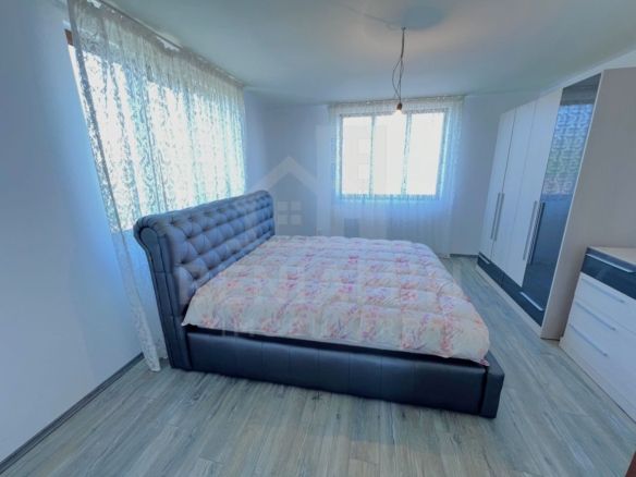Casa 5 Dormitoare 2 bucatarii 3 bai Living-Toate utilitatile-Popoveni - foto 3