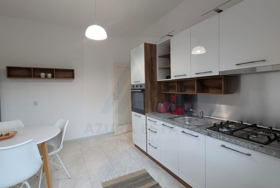 Apartament 3 camere 86 mp utili 2 bai 2 balcoane zona Trei Stejari - foto 4